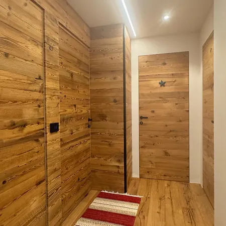 Lisa Da Pent كنازاي