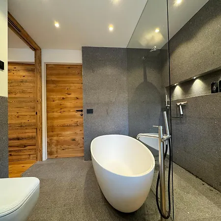 Guest house Lisa Da Pent 3*