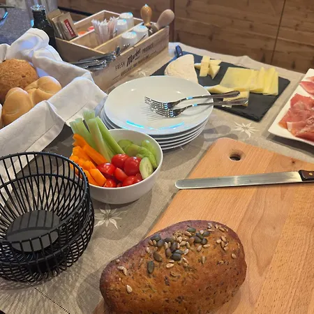 Lisa Da Pent بيت ضيافة