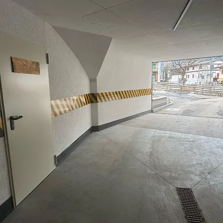 Lisa Da Pent 3* كنازاي